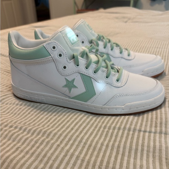Converse White and Green Mid-Top Sneakers - Picture 1 of 5